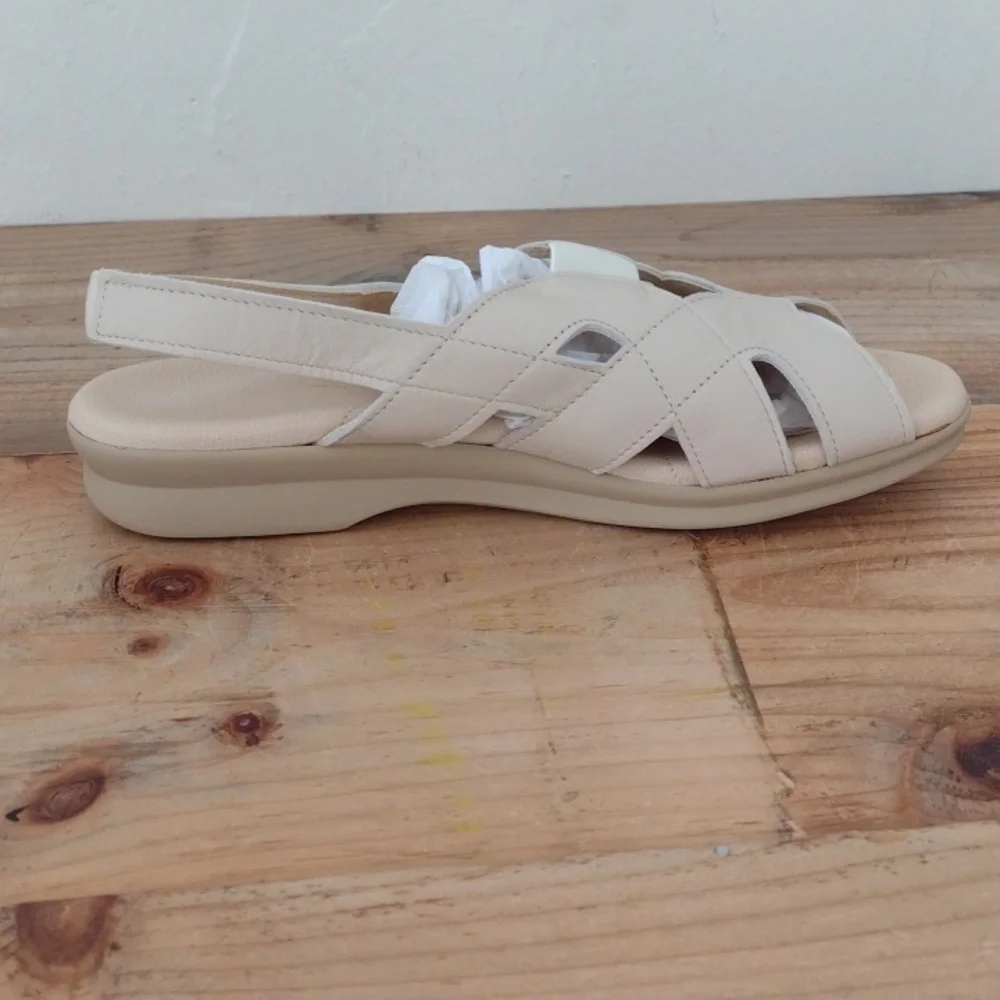 Daniel Green vintage leather